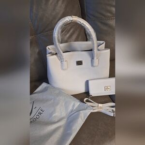 NEW Jessica Moore Exquisite Hand Bag W/strap, Wallet & Dust Cover Light Gray